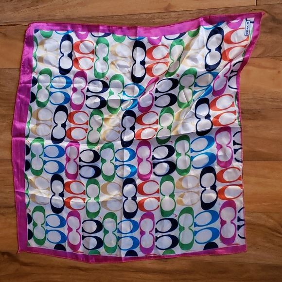 Coach silky logo handkerchief - Picture 1 of 1